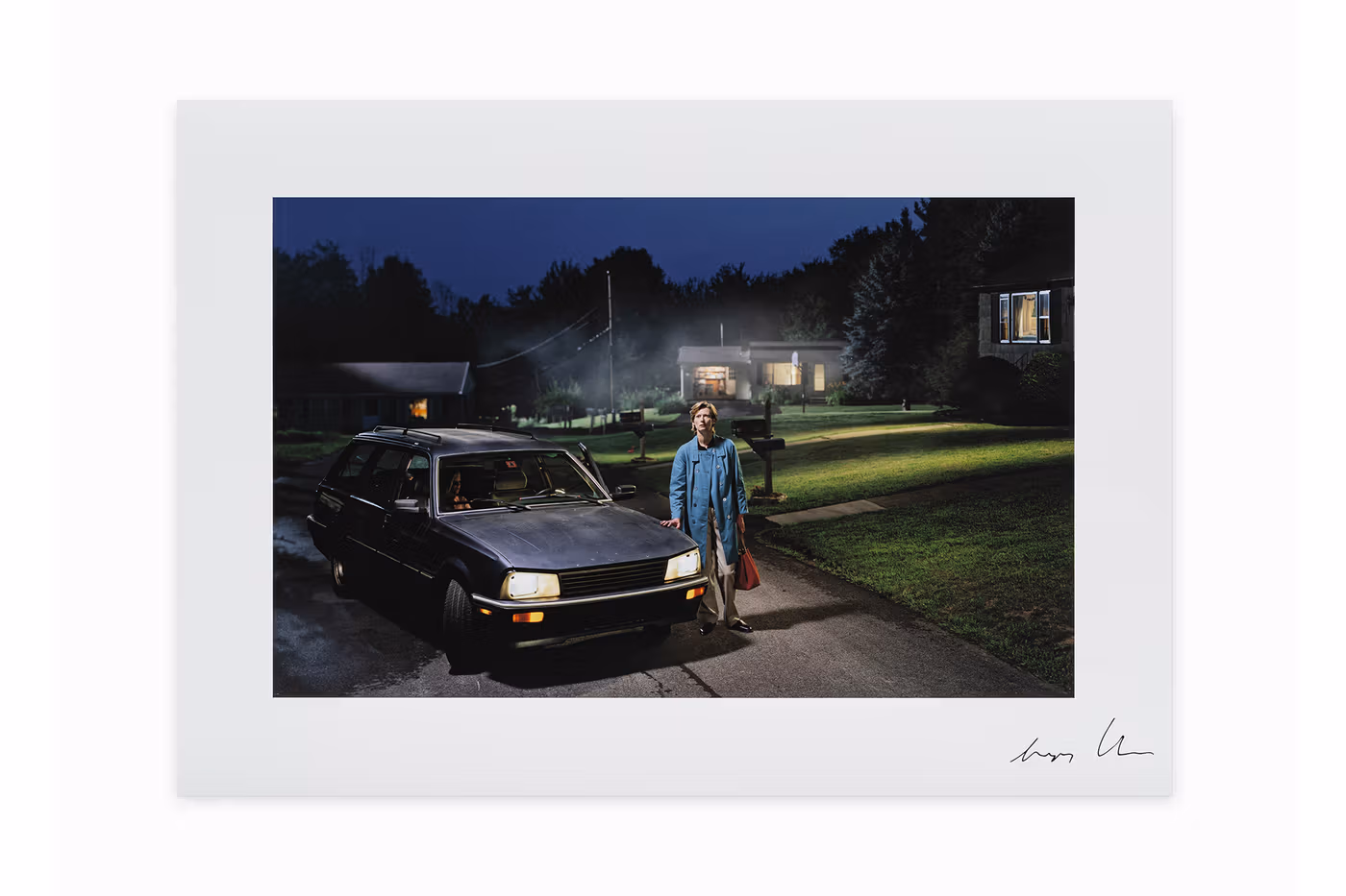 Gregory Crewdson réédite sa mythique série Dream House avec Avant Arte