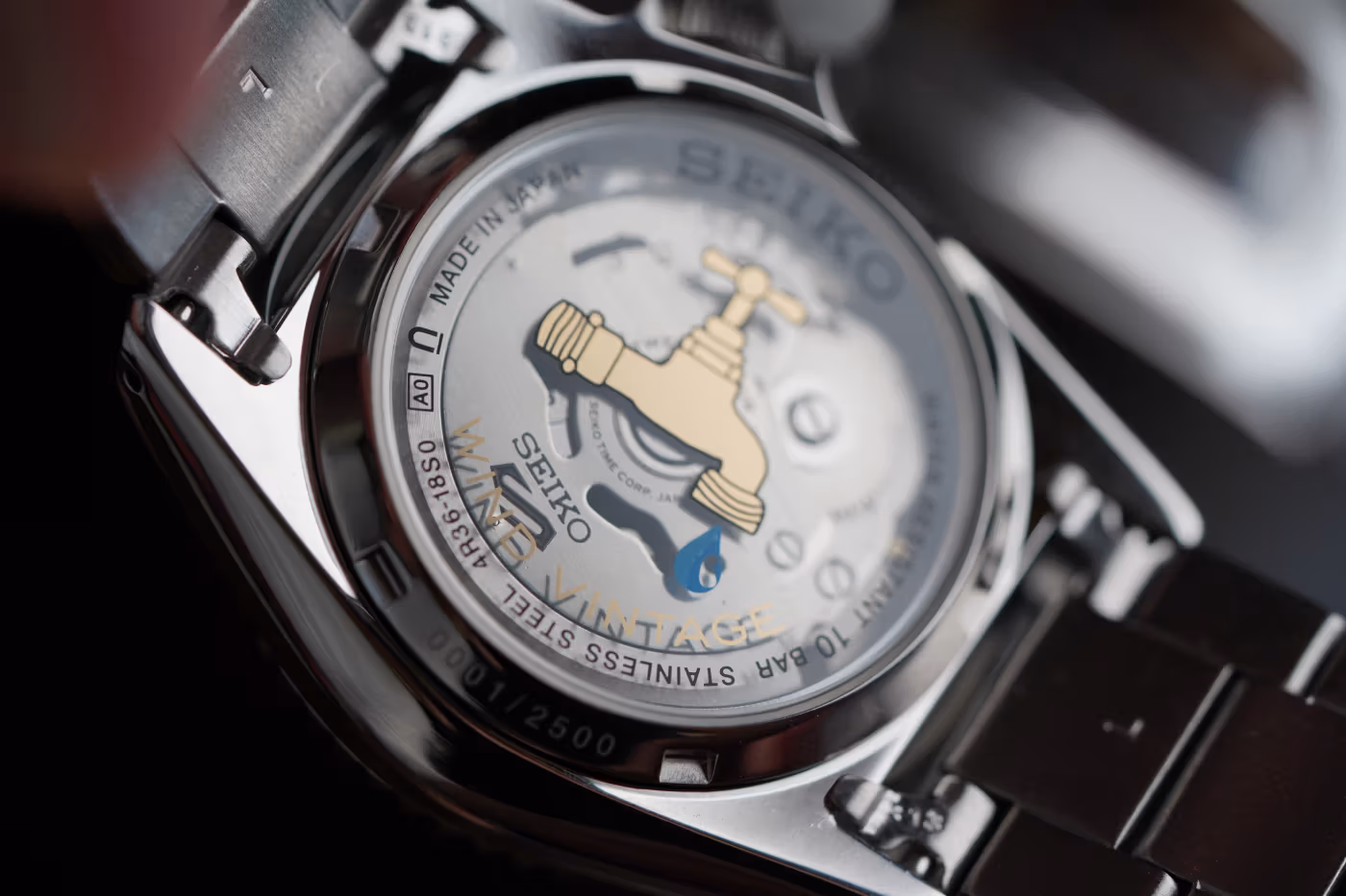 Rowing Blazers Wind Vintage Seiko 38mm 42mm rally diver Collaboration Release Info, photo 3