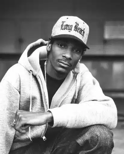 Le biopic de Snoop Dogg « Snoop » sortira en 2027 avec Jonathan Daviss dans le rôle du rappeur légendaire