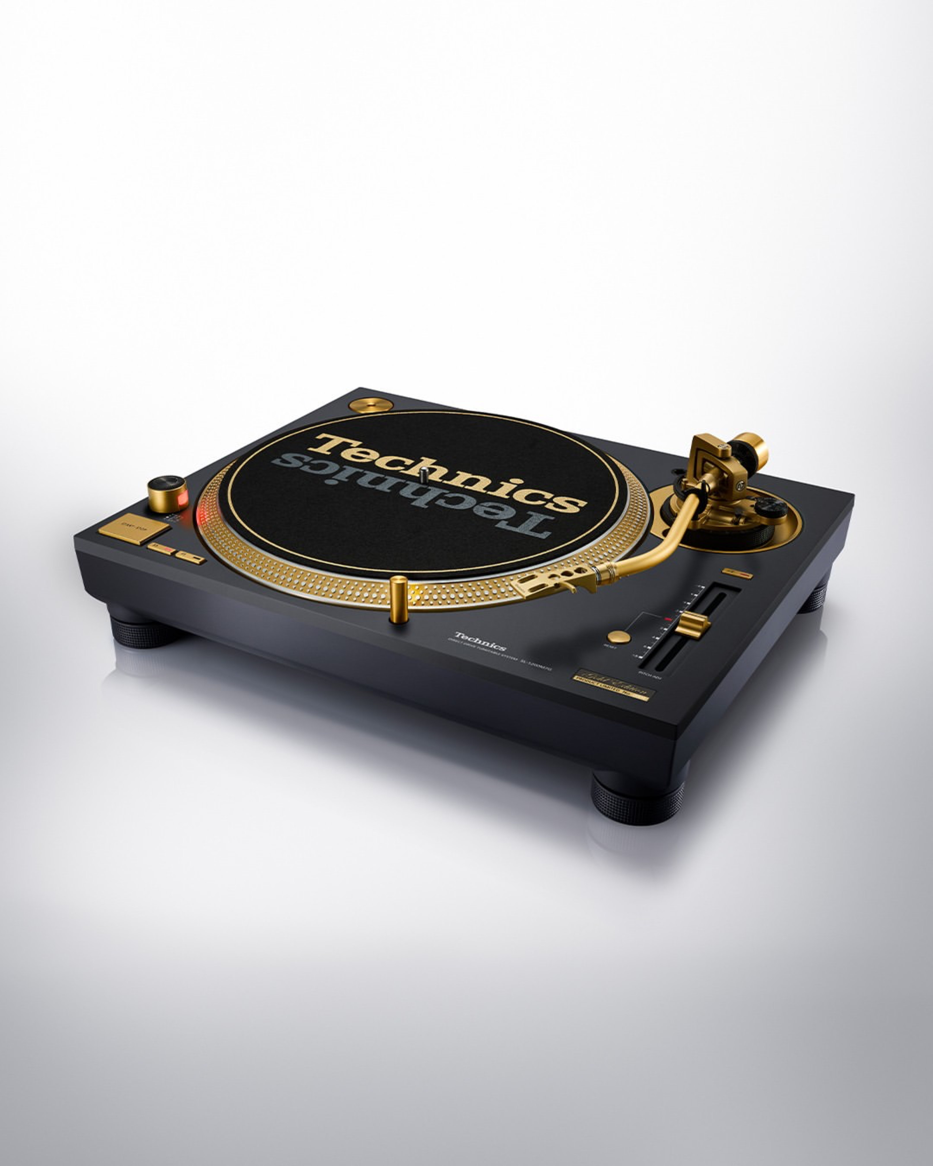 Technics célèbre les 55 ans de la SL-1200 avec une édition noire et or, photo 2