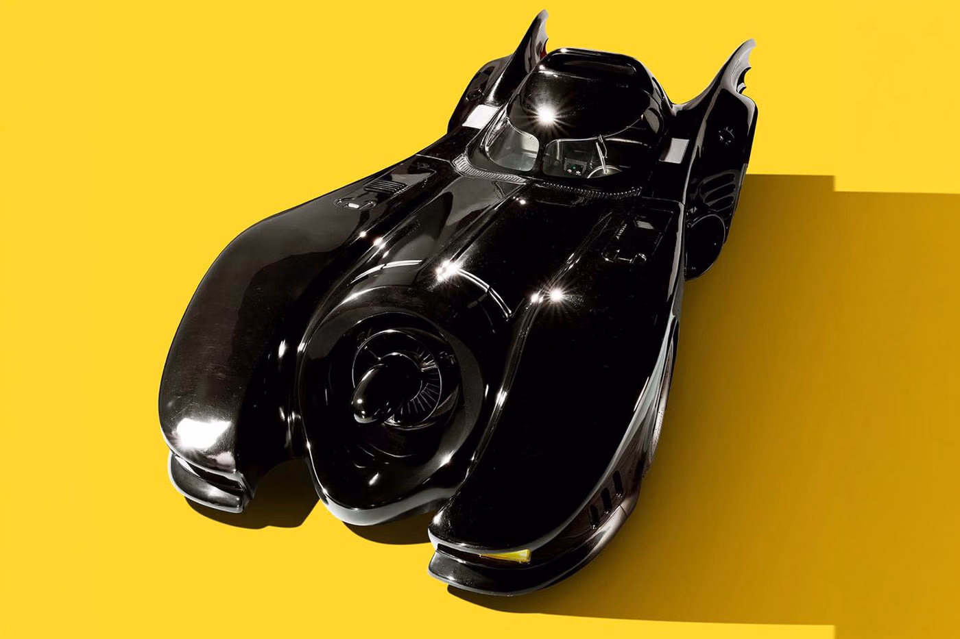 Juliens auctions original 1992 batman returns batmobile expected 7 million usd 002
