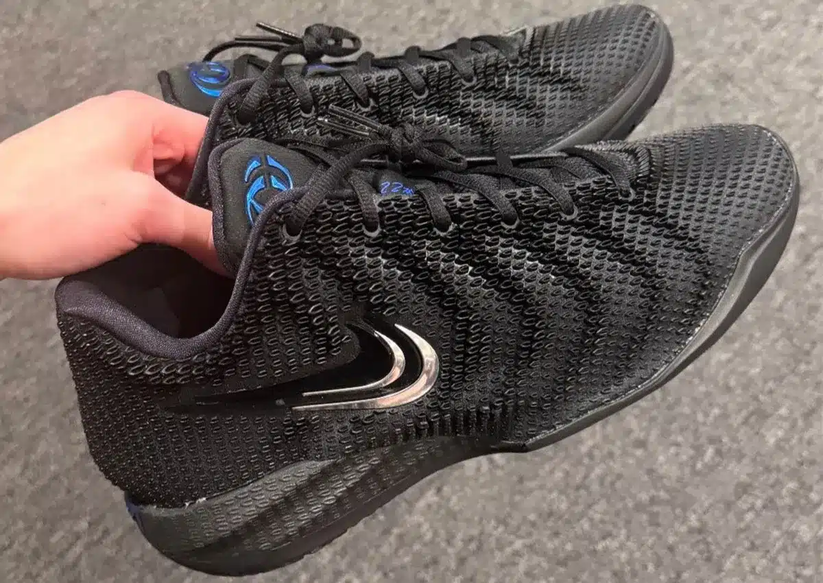 Nike Caitlin 1 : Caitlin Clark dévoile le coloris « 3X Black »