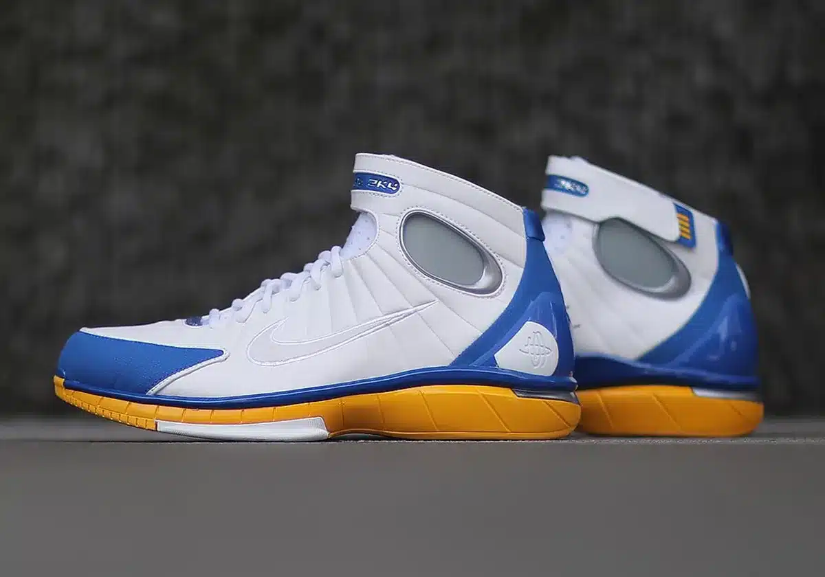 Nike Zoom Huarache 2K4 « UCLA » : le classique d’Eric Avar adopte les couleurs de Los Angeles
