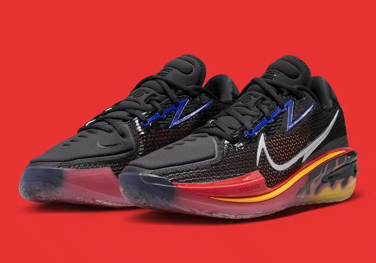 NIKE GT CUT 1 « HOT ROD » : LA SILHOUETTE BASKETBALL SE PARE DE FLAMMES