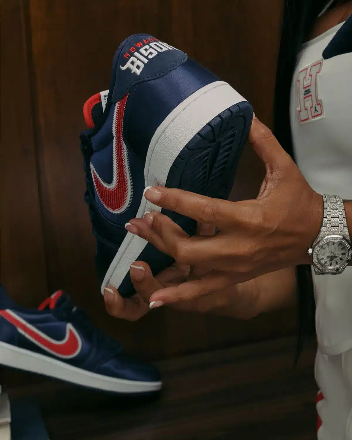 Howard University x Air Jordan 1 Low OG : Jordan Brand célèbre une nouvelle fois les Bison, photo 1