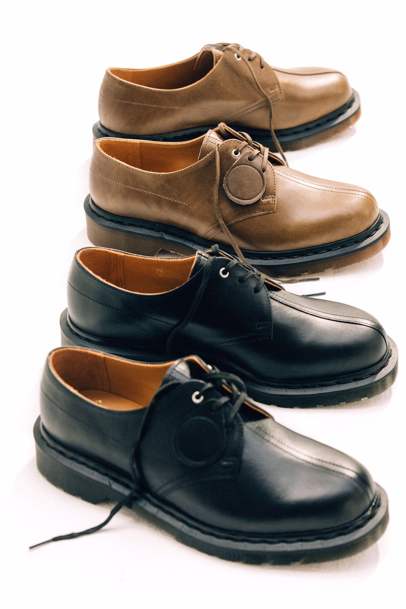 DR. MARTENS x SAGE NATION : LA 1461 MADE IN ENGLAND REVISITÉE PAR LE TAILORING CONTEMPORAIN
