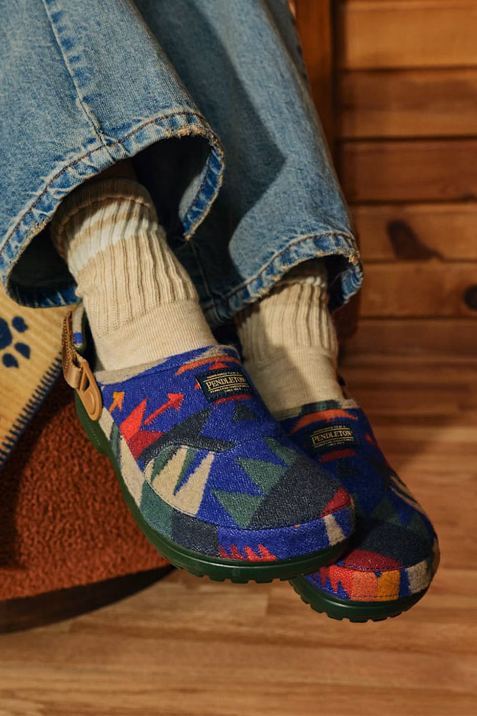 Pendleton x Crocs : les « Nehalem » et « Tucson » célèbrent deux paysages américains