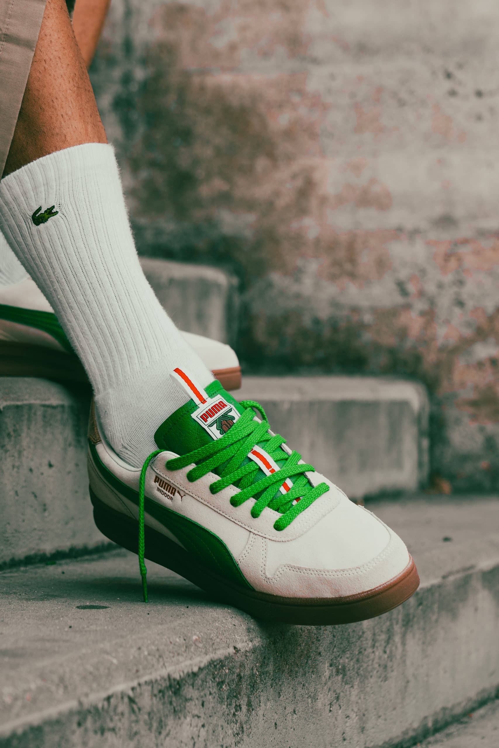 PUMA x ROTHAUS 2 : LA PUMA INDOOR « TANNENZÄPFLE » REVIENT POUR CÉLÉBRER LES 70 ANS DE LA BIÈRE CULTE DE LA FORÊT-NOIRE