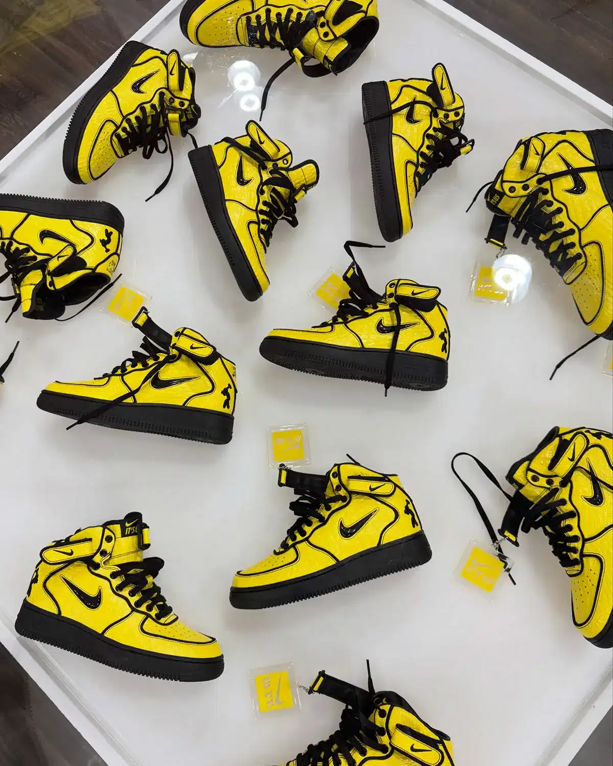 CONCRETE BOYS x NIKE AIR FORCE 1 MID : LIL YACHTY DÉVOILE DEUX ÉDITIONS ULTRA-LIMITÉES À COMPLEXCON 2026, photo 3